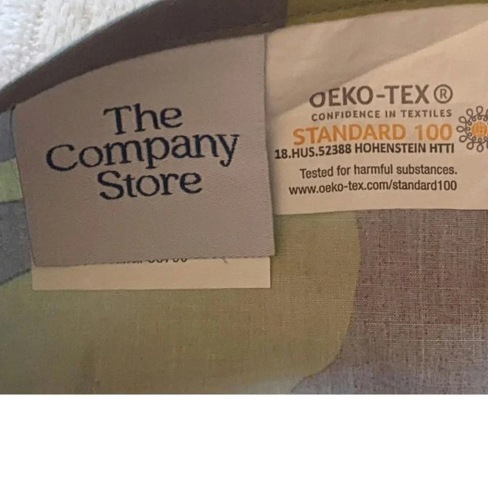 Company Store Gray Floral Blush Organic Cotton Pillow Shams (2) EUC, Boho, Artsy